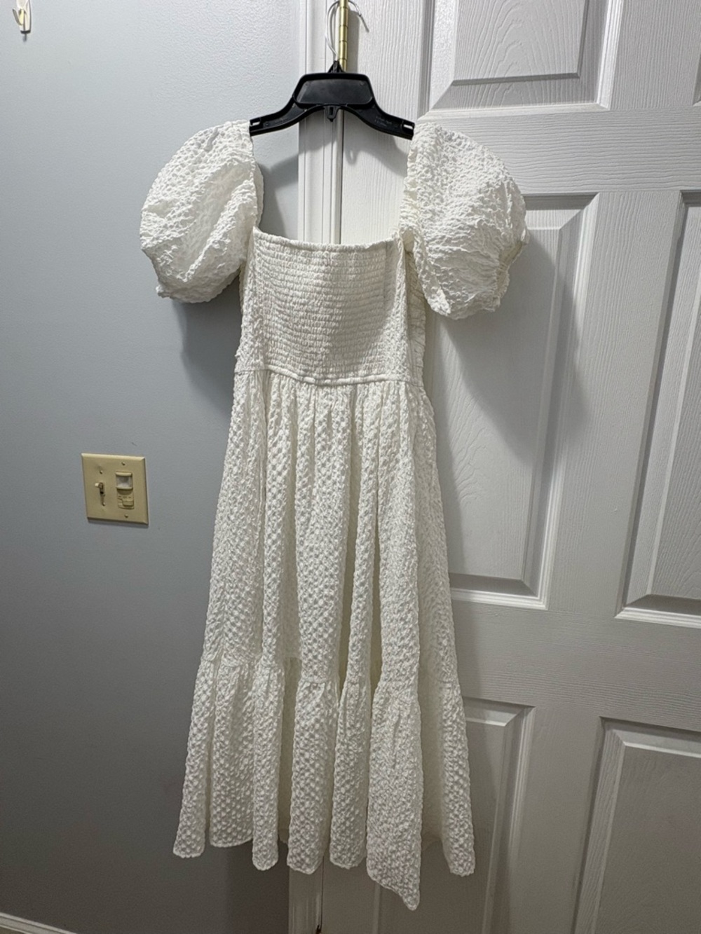 Abercrombie & Fitch Emerson Off Shoulder Textured Midi Dress Size Small - Picture 2 of 4